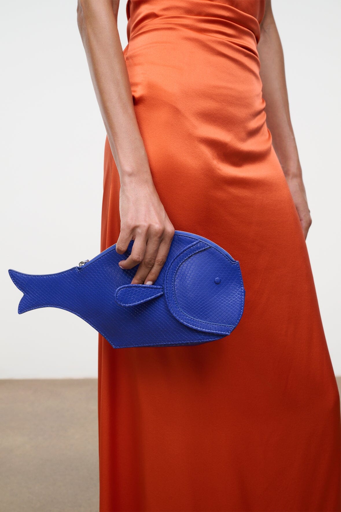 STAUD Handbags Pesce Clutch - Cobalt Blue Fish-Shaped Handbag