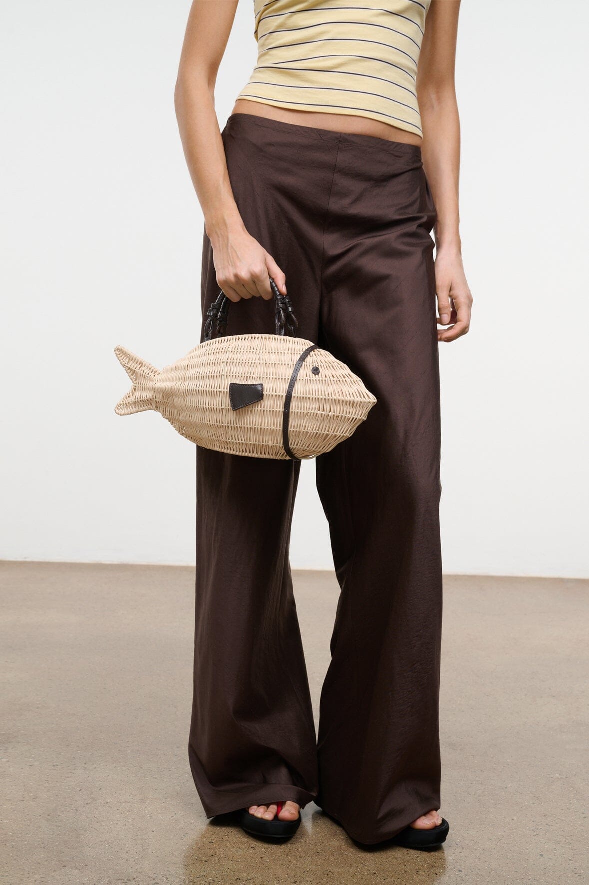 STAUD Handbags Cleo Fish Bag - Natural Wicker Fish Handbag - Staud