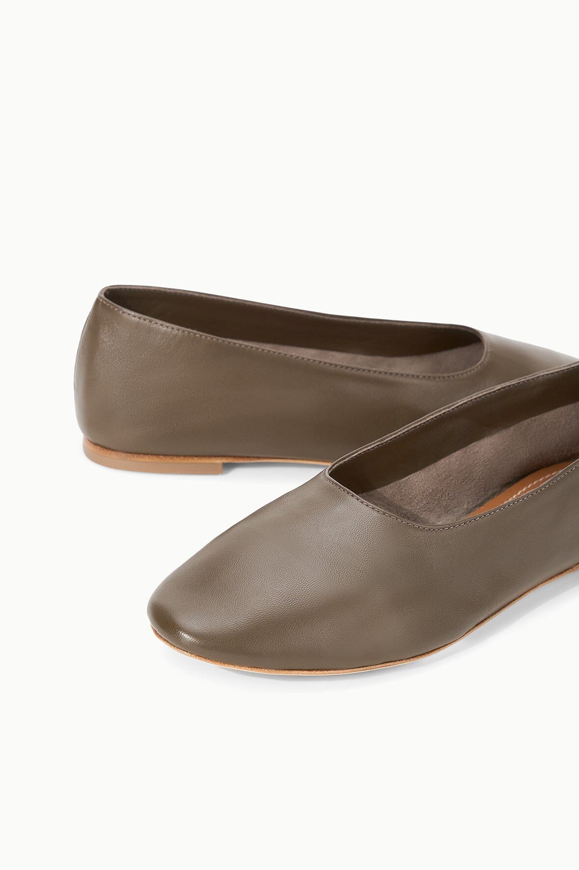 STAUD Shoes Alba Ballet Flat Truffle